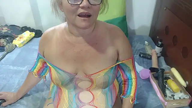 selenax2023 online show from December 21, 2024, 3:14 am