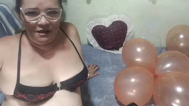 selenax2023 online show from October 19, 2025, 3:51 am