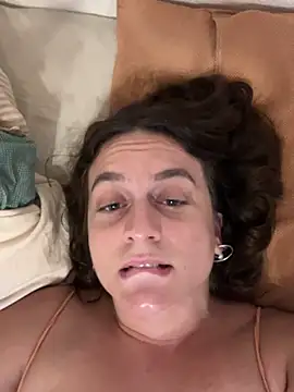 indierotic online show from February 26, 2025, 4:03 am