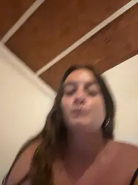 Snapshot of indierotic chatting on February 20, 2026, 4:31 am indierotic online show from February 20, 2026, 4:31 am