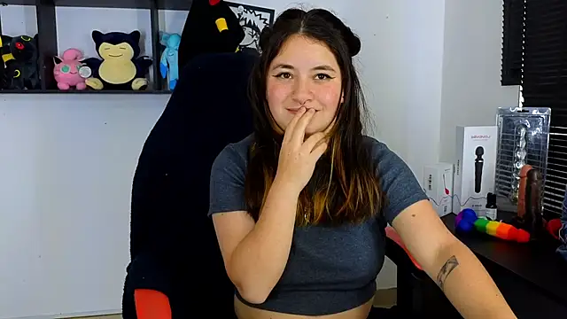 ann bronw online show from March 12, 2025, 7:17 pm