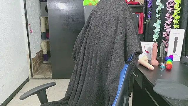 ann bronw online show from February 9, 2026, 11:47 am