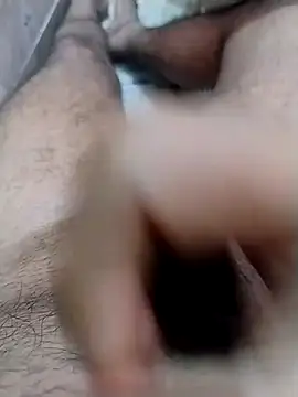 Rajxxxdx4u online show from November 7, 2025, 7:36 pm