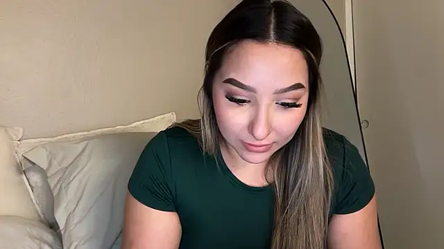 lustfulsmiles online show from March 10, 2026, 11:54 pm