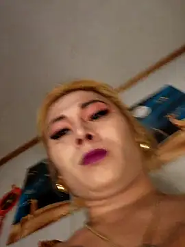 Asian SandraTS margo online show from April 3, 2026, 5:22 pm