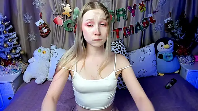 Snapshot of LilyStarlight chatting on December 21, 2024, 6:30 am LilyStarlight online show from December 21, 2024, 6:30 am