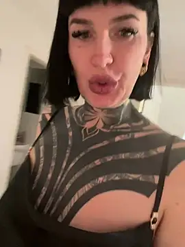 InkedBiitch online show from March 6, 2025, 6:19 am