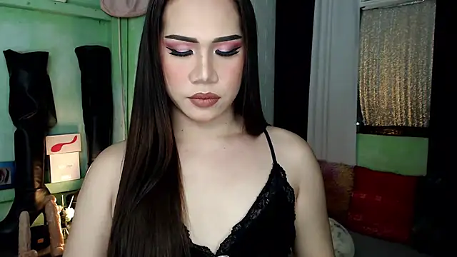 elise bloom69 online show from September 14, 2025, 5:45 pm