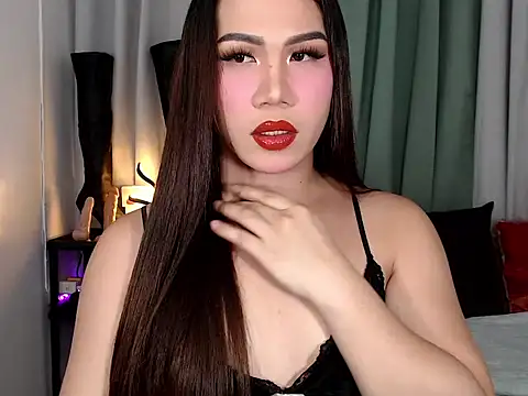 Snapshot of elise_bloom69 chatting on June 18, 2026, 4:44 pm elise bloom69 online show from June 18, 2026, 4:44 pm
