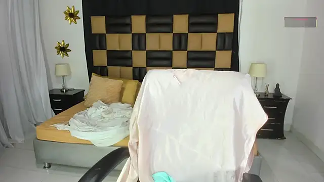 BarbieKano online show from September 28, 2025, 11:10 pm