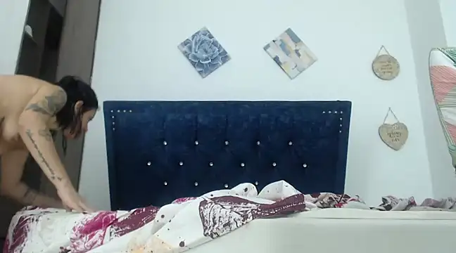 QueenSquirt  online show from January 3, 2025, 7:29 pm