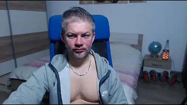 RobbyShawz online show from November 25, 2025, 6:02 am