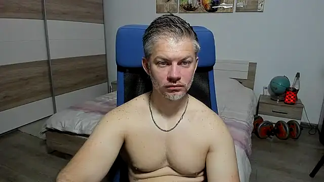 Snapshot of RobbyShawz chatting on June 5, 2026, 3:57 am RobbyShawz online show from June 5, 2026, 3:57 am