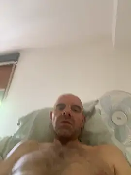 Snapshot of slim1976006 chatting on July 23, 2026, 2:04 pm slim1976006 online show from July 23, 2026, 2:04 pm