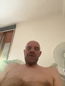 Snapshot of slim1976006 chatting on July 31, 2026, 3:33 pm slim1976006 online show from July 31, 2026, 3:33 pm