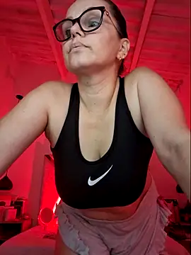 Snapshot of MariaPau_83 chatting on November 20, 2025, 3:56 pm MariaPau 83 online show from November 20, 2025, 3:56 pm