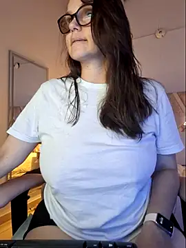 Snapshot of MariaPau_83 chatting on January 11, 2026, 7:08 pm MariaPau 83 online show from January 11, 2026, 7:08 pm