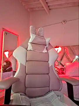 Snapshot of MariaPau_83 chatting on February 15, 2026, 3:20 pm MariaPau 83 online show from February 15, 2026, 3:20 pm