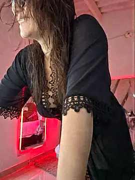 Snapshot of MariaPau_83 chatting on February 21, 2026, 2:07 pm MariaPau 83 online show from February 21, 2026, 2:07 pm