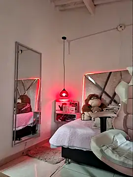 Snapshot of MariaPau_83 chatting on February 23, 2026, 2:14 pm MariaPau 83 online show from February 23, 2026, 2:14 pm