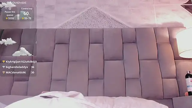 Snapshot of Rianamanson chatting on February 10, 2025, 4:30 am Rianamanson online show from February 10, 2025, 4:30 am