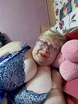 Lena Gaby online show from October 2, 2025, 7:10 pm