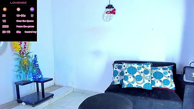 Snapshot of BritannyLord chatting on February 16, 2025, 12:52 am BritannyLord online show from February 16, 2025, 12:52 am