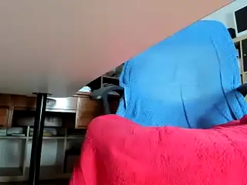 leccaleccafiga online show from January 13, 2025, 7:42 pm