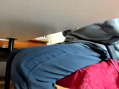 leccaleccafiga online show from February 10, 2025, 9:25 am