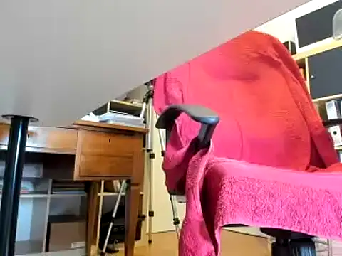 leccaleccafiga online show from February 25, 2025, 8:03 am