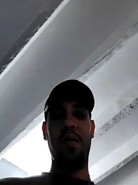 guyrick22 online show from October 6, 2025, 9:56 pm