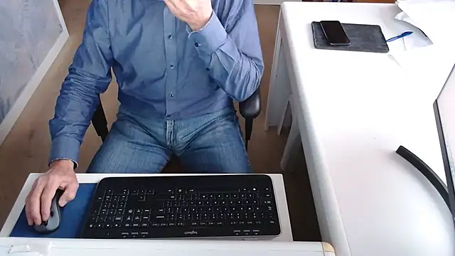 dutchpornking online show from October 6, 2025, 6:55 am