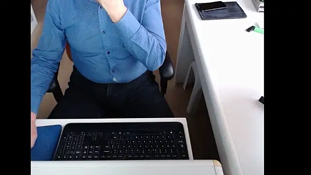 dutchpornking online show from February 23, 2026, 7:50 am