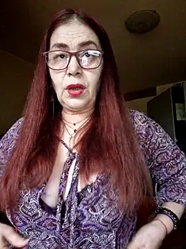 Snapshot of Chriss_Tinaa chatting on May 14, 2026, 3:57 am Chriss Tinaa online show from May 14, 2026, 3:57 am
