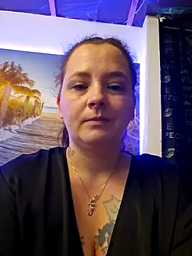 Snapshot of SexyJoy1991 chatting on September 9, 2025, 4:23 am SexyJoy1991 online show from September 9, 2025, 4:23 am