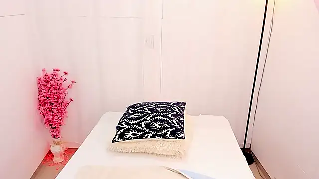 miss alhy online show from March 5, 2025, 2:12 pm