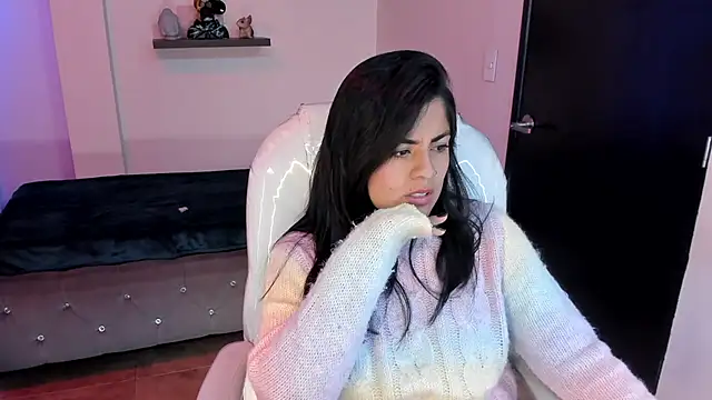 Catalinaa martinez online show from February 26, 2025, 12:16 am