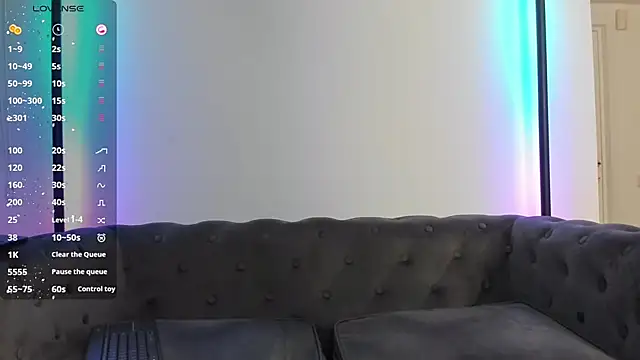 BiancaCruzzz online show from September 18, 2025, 5:26 pm