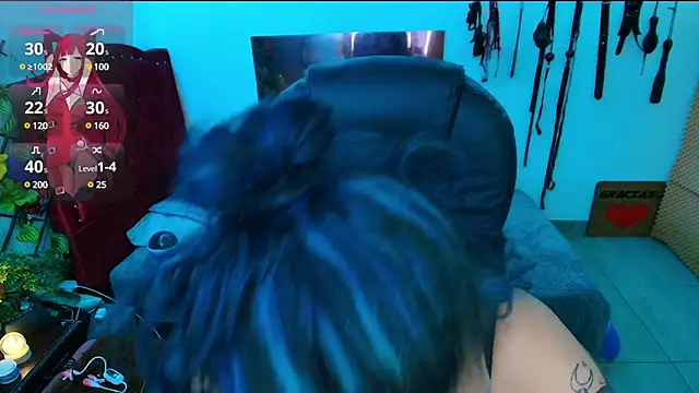 elektra 32 online show from March 3, 2025, 7:43 am