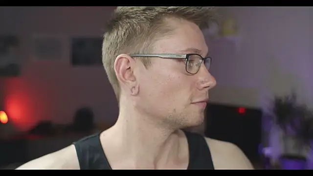 kevin-park online show from December 22, 2024, 6:37 pm