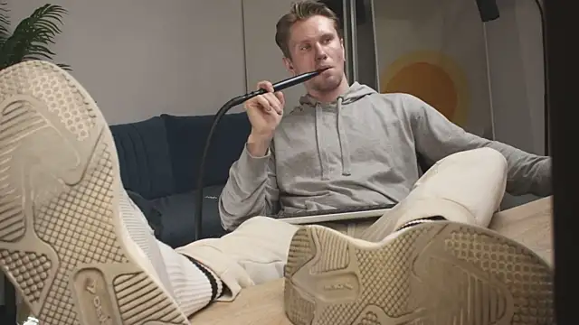 kevin-park online show from March 18, 2025, 2:37 pm