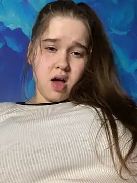 HornyGirlH online show from December 25, 2024, 11:10 pm