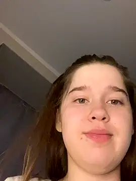 HornyGirlH online show from November 7, 2025, 3:39 am