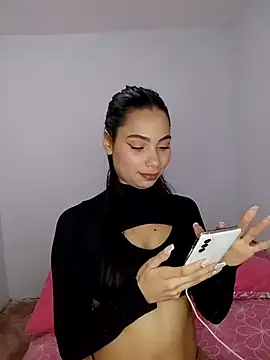 iamemmablake online show from April 17, 2026, 12:02 am