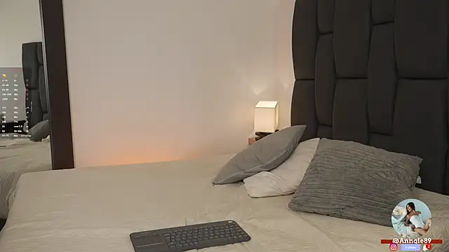 Snapshot of MelisaLopez_ chatting on November 8, 2025, 12:38 pm MelisaLopez online show from November 8, 2025, 12:38 pm