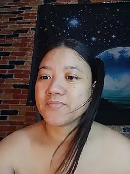 Snapshot of Urchanel chatting on May 9, 2026, 12:05 am Urchanel online show from May 9, 2026, 12:05 am