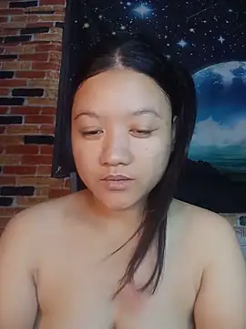 Snapshot of Urchanel chatting on May 22, 2026, 12:51 am Urchanel online show from May 22, 2026, 12:51 am