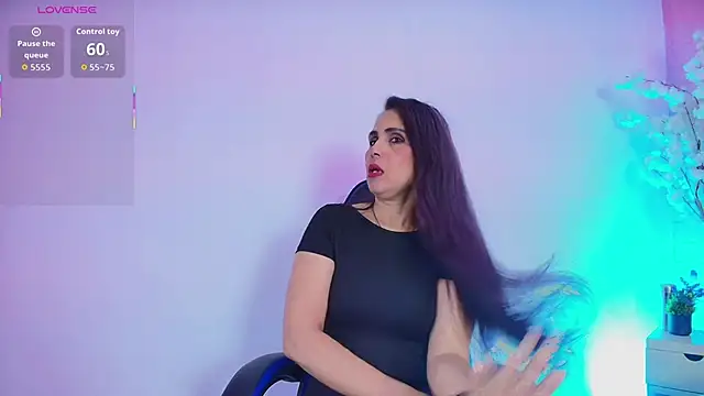 moxa hot online show from April 18, 2026, 1:15 pm