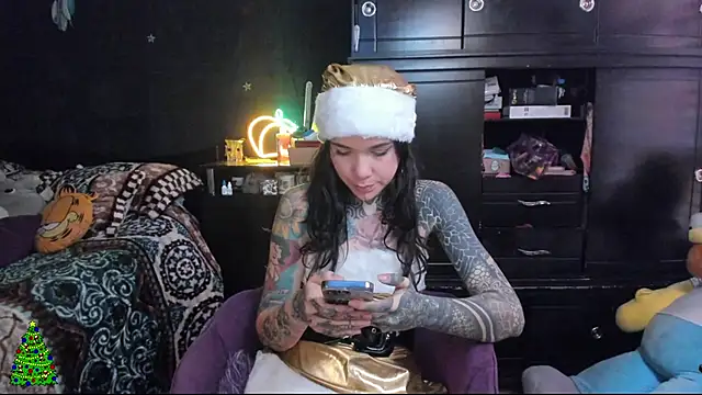 Lilmarieee online show from December 24, 2024, 2:54 pm