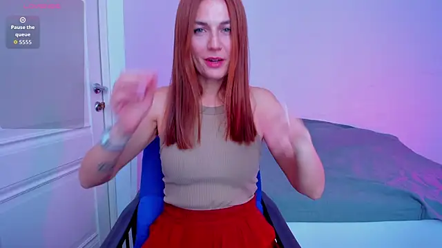 BritneyHall online show from December 23, 2025, 7:50 am